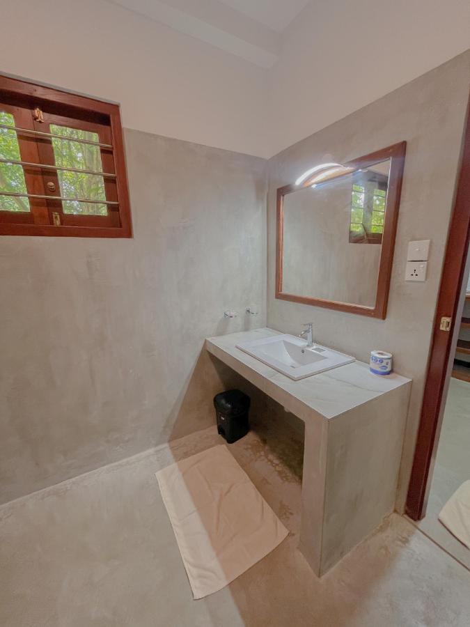 Easy Living Hotel ฮิกคาดูวา ภายนอก รูปภาพ