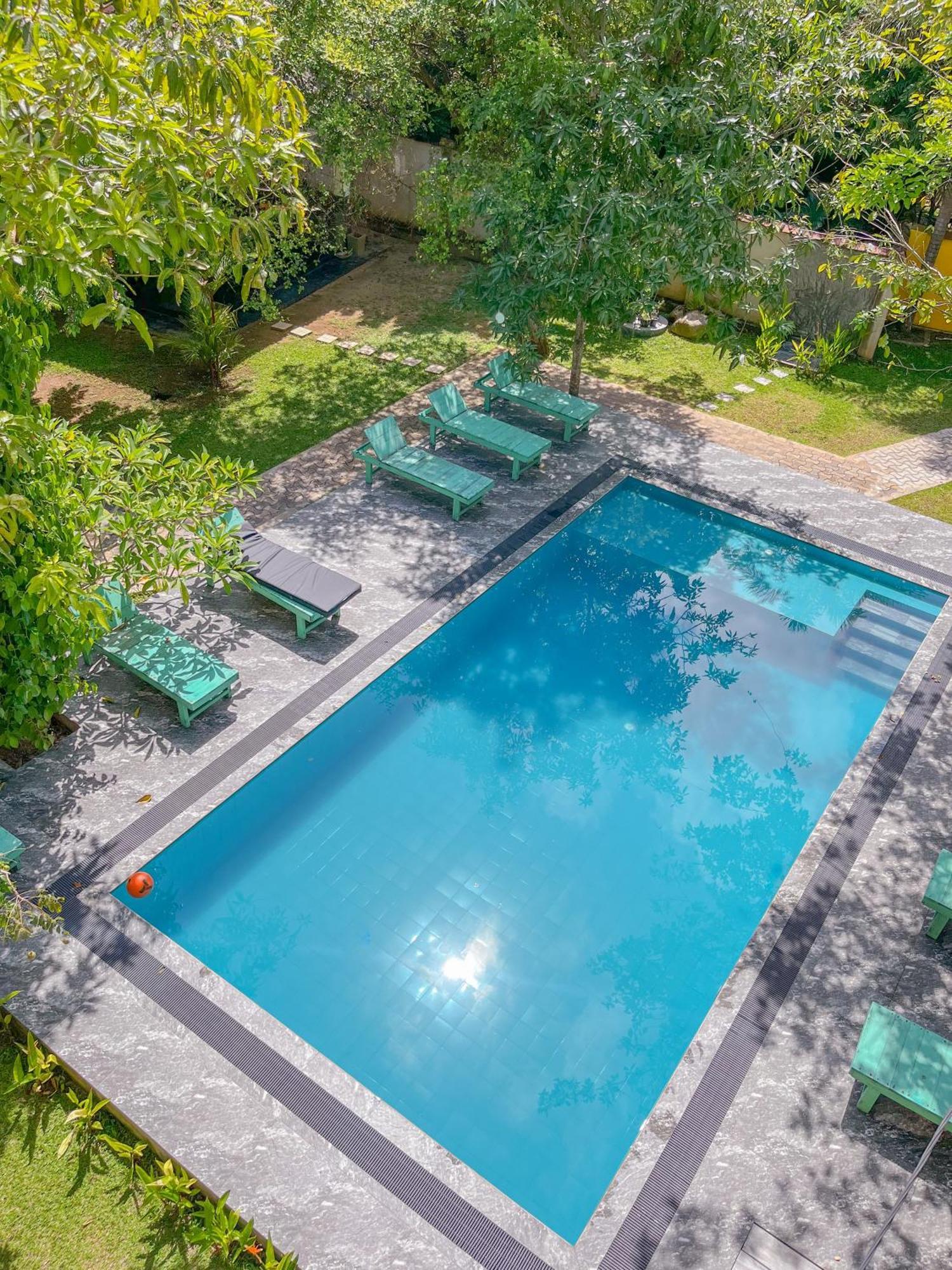 Easy Living Hotel ฮิกคาดูวา ภายนอก รูปภาพ